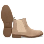 Sole of men’s beige Chelsea boots – Devogue Paris handmade collection