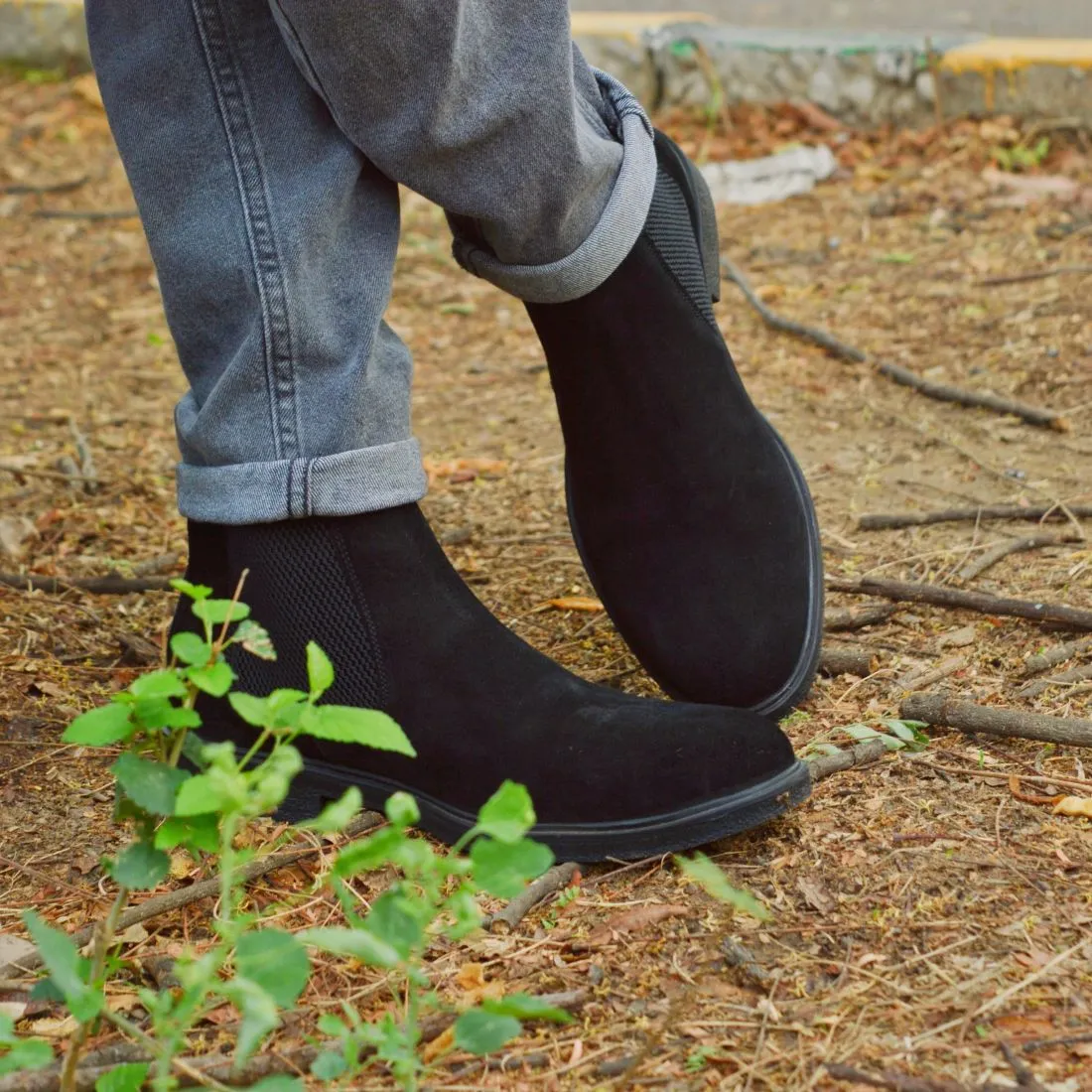 Devogue Paris Daniele Black Suede Chelsea Boot Homapage