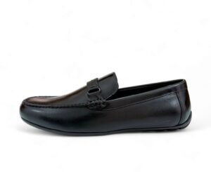 Devogue Paris Black moccasion refrence image
